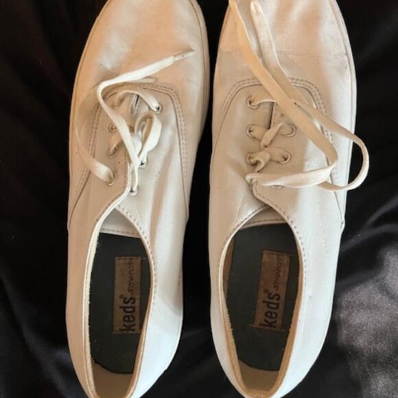 shoes - Picture 1 of 4